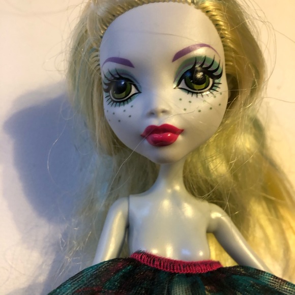 Monster High Lagoona Blue Doll Fins pink shoes & bracelet - Picture 12 of 12